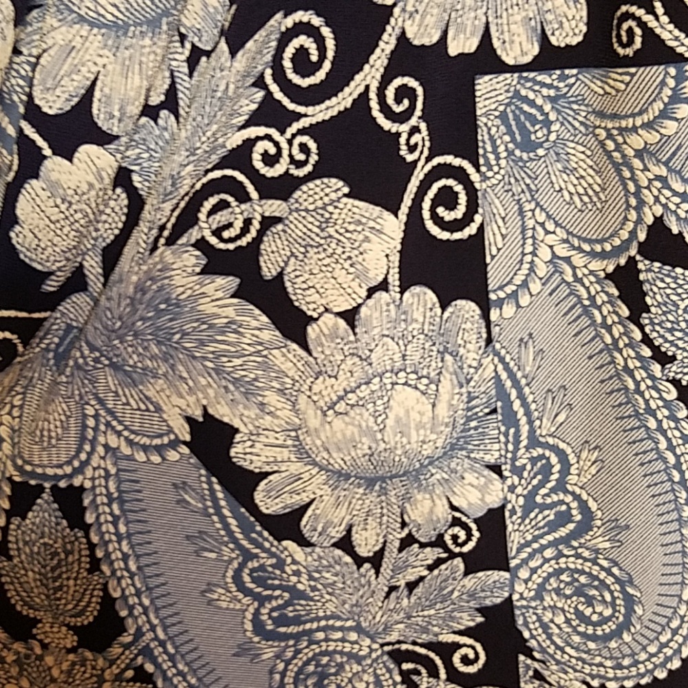 SJS Blue Navy White Floral Pattern Blouse